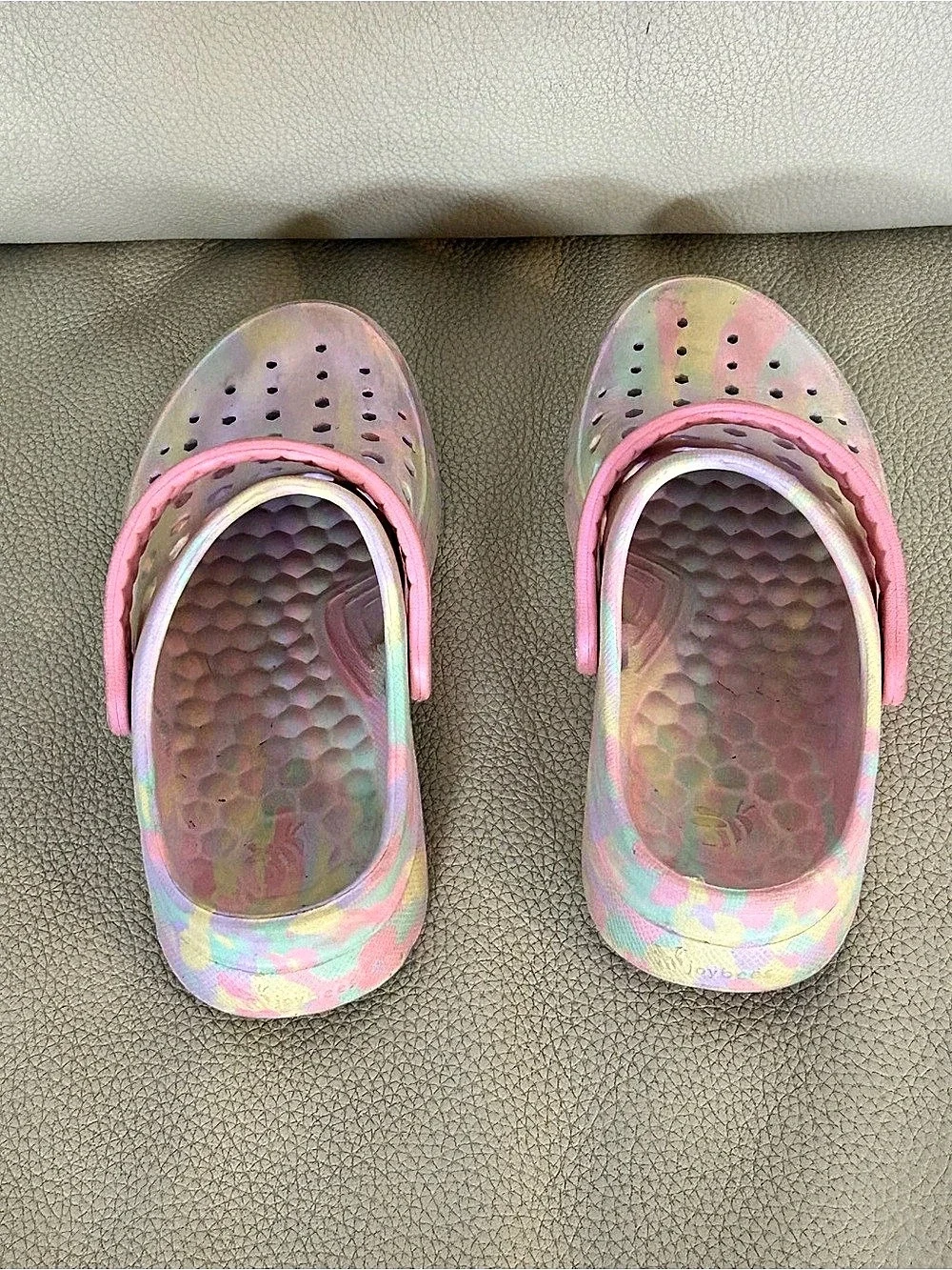 Girls Crocs Classic Clog Tie-Dye Pink, Size 12/13